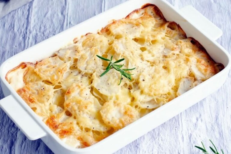 Receita de Batata Gratinada Simples Cremosa e Fácil de Preparar