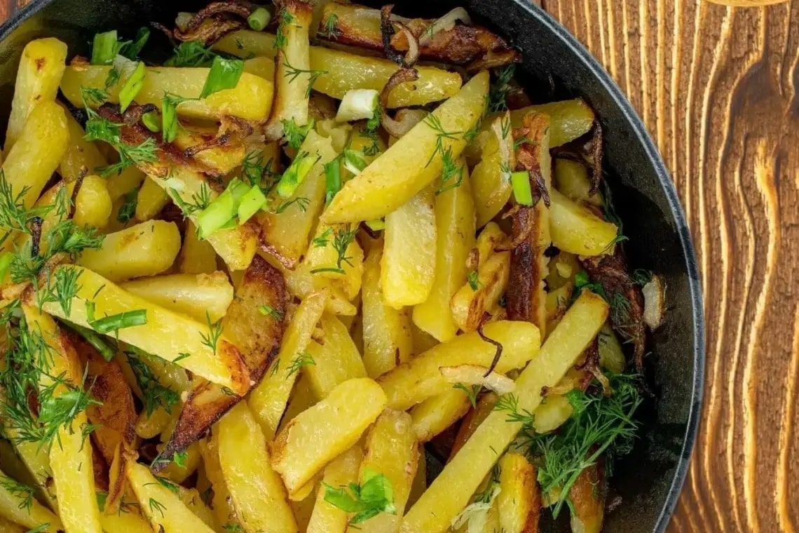 Como fazer batatas assadas na Air Fryer?