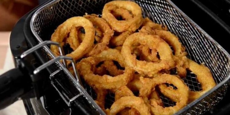 Anéis de Cebola Receita de Como Fazer Anéis de Cebola na Airfryer