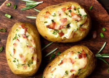 Batata Recheada - Como Fazer Batata Recheada no Forno com Presunto e Queijo