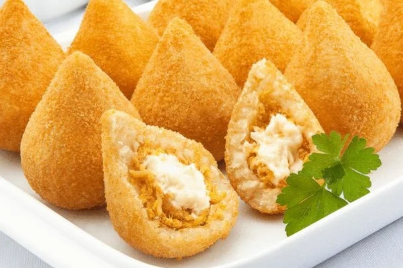 Receita Simples de Coxinha de Frango (Passo a Passo Completo e Fácil)