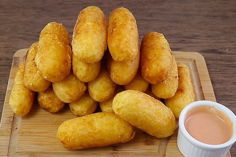 Receita de Bolinho de Mandioca - Como Fazer Bolinho de Mandioca na Airfryer para Saborear Agora