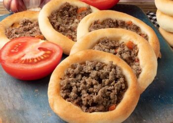 Receita de Esfiha Simples Aprenda Como Fazer Esfiha na Airfryer (Passo a Passo)