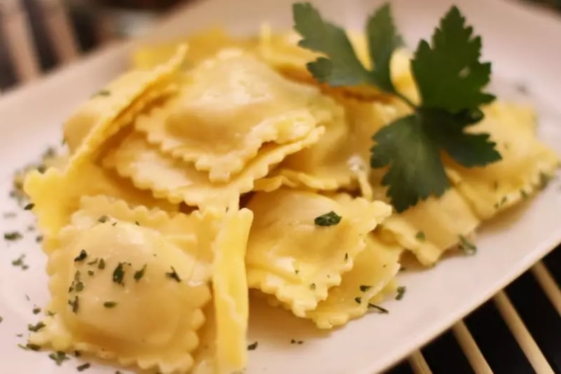 Como Fazer Ravioli de Queijo