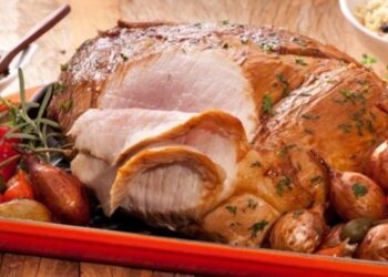 Receita de Pernil Assado no Forno Suculento