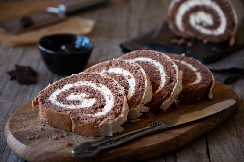 Receita de Rocambole de Chocolate com Creme