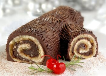 Receita de Tronco de Natal - Um Rocambole Natalino Diferente e Super Gostoso