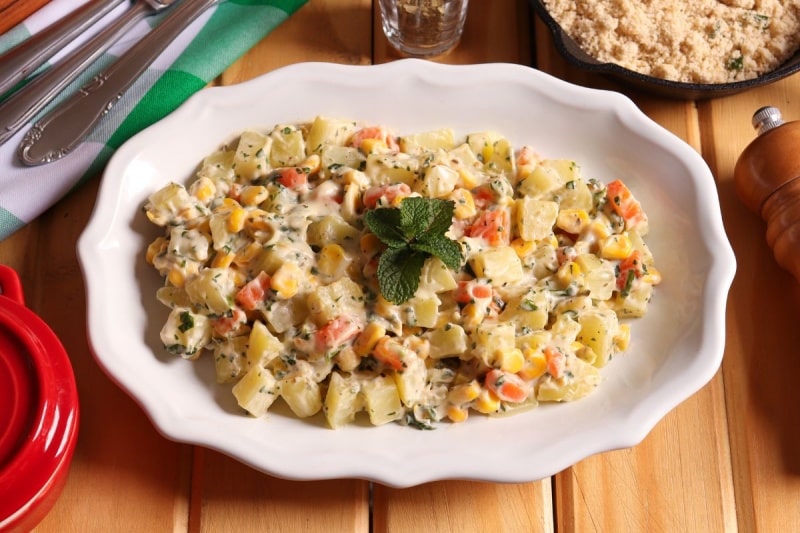 Como Fazer Salada de Maionese Simples