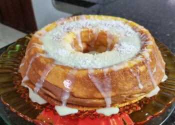 Receita de Bolo de Milho com Cobertura de Leite Condensado