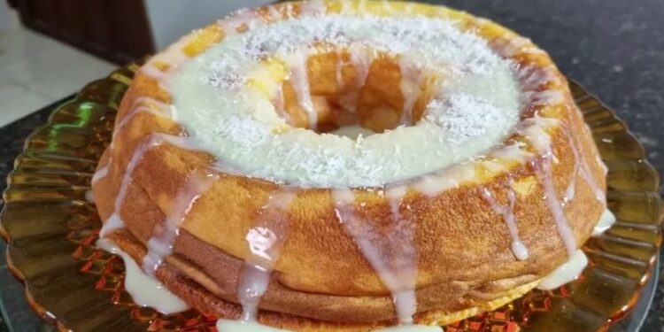 Receita de Bolo de Milho com Cobertura de Leite Condensado