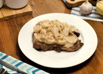 Como Fazer Bife Acebolado com Maionese