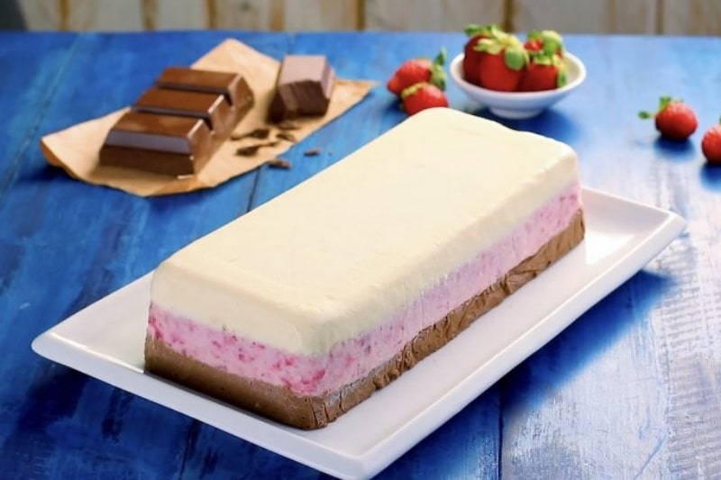 Receita Torta de Sorvete Napolitano