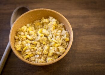 Receita de Farofa de Ovo