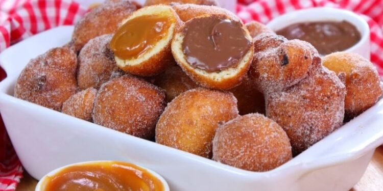 Bolinho de Chuva Recheado