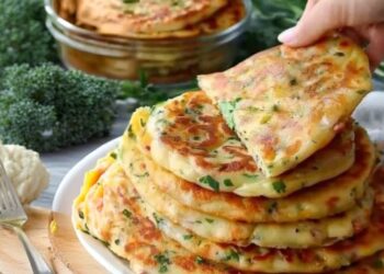 Panquecas de Alho com Queijo Simples