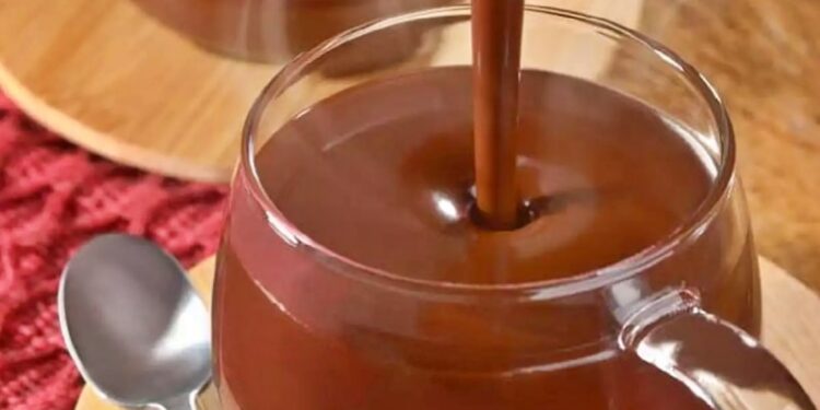 Receita de Chocolate Quente Cremoso