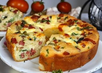 Receita de Torta de Liquidificador Salgada Recheada