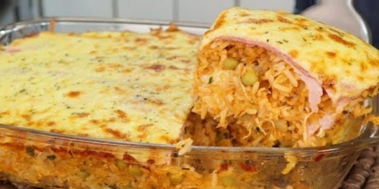 Como Fazer Arroz de Forno com Frango e Queijo