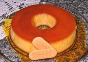 Receita de Pudim de Biscoito de Maizena (Muito Fácil de Fazer)