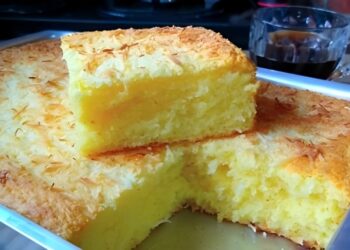 Bolo de Mandioca com Coco de Liquidificador