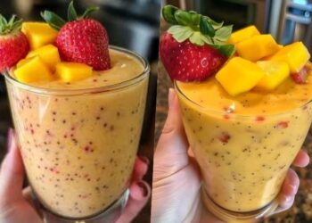 Batida de Manga com Morango